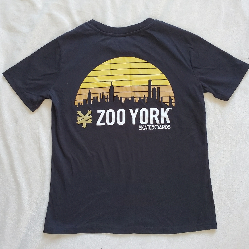 🦙 4/$25 Zoo York Tee